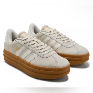 Adidas VL Court Sneakers
